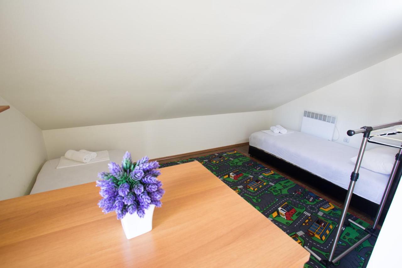 Apartments Lungomare ティヴァト エクステリア 写真